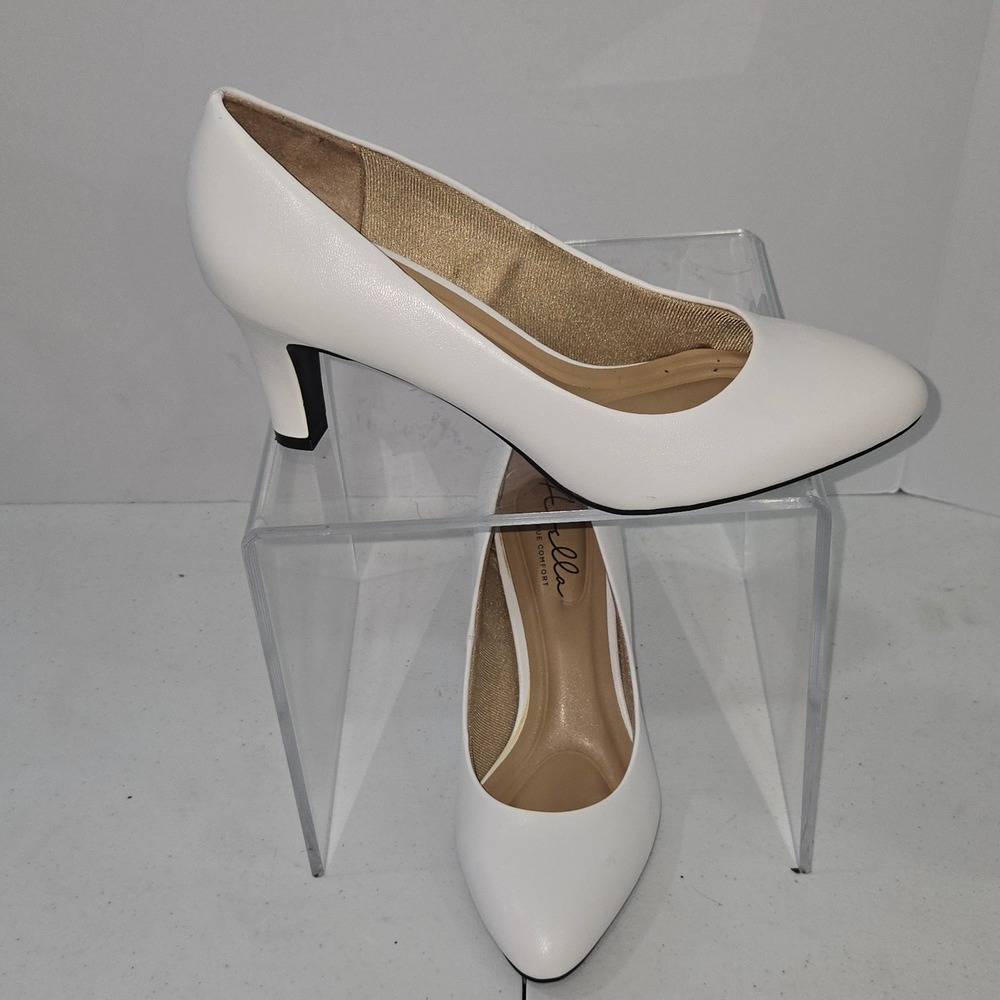 Abella Galaxy True Comfort White Pointed Toe Pumps Heels Womens Size 9.5M AC228